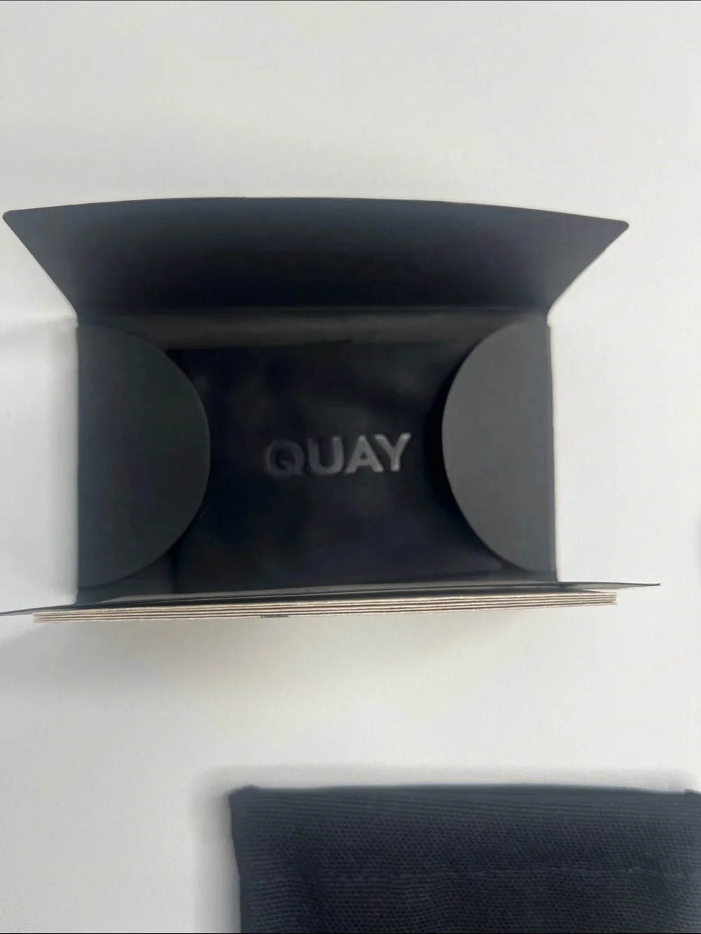 Quay Australia Black Sunglass Sleeve and Soft Pouch Set